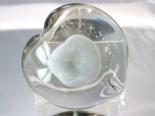 M Design Art Handcraft Glass White Flower Paperweight