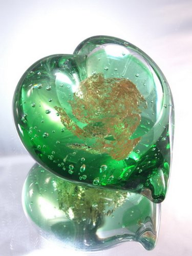 M Design Art Handcraft Fish in Seaworld Handmade Glass Paperweight 02