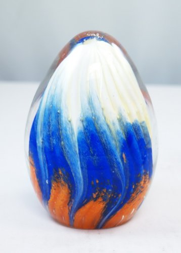 M Design Art Handcraft 3 Penguin in the Snow Paperweight